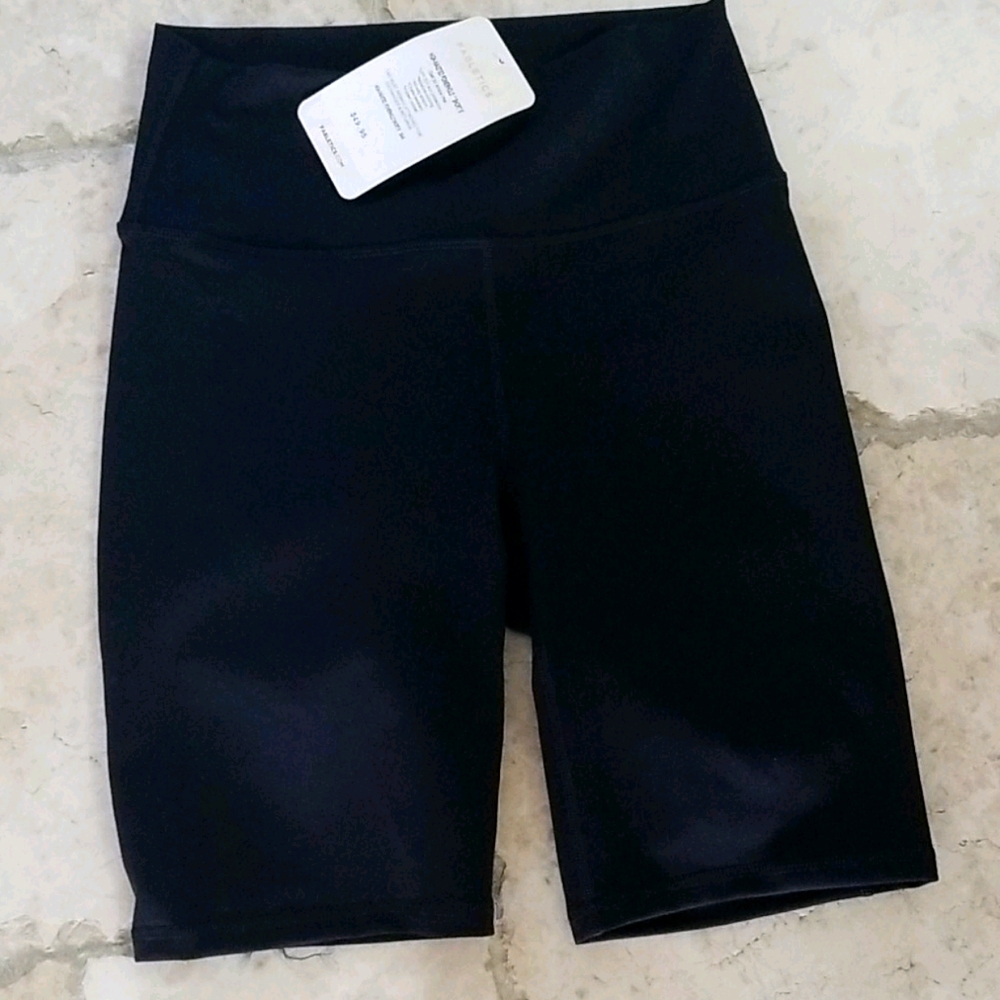 FABLETICS biker shorts NWT